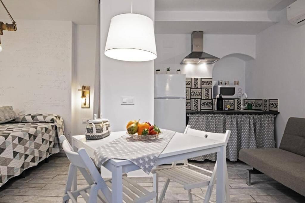 Vivienda Con Fines Turisticos Lagarto De Jaen B Apartment Luaran gambar